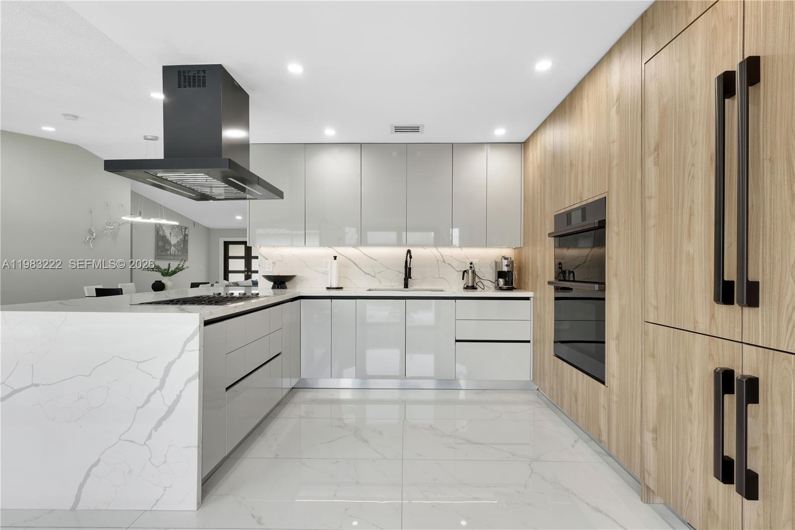 MAJESTIC HOMES - Residential