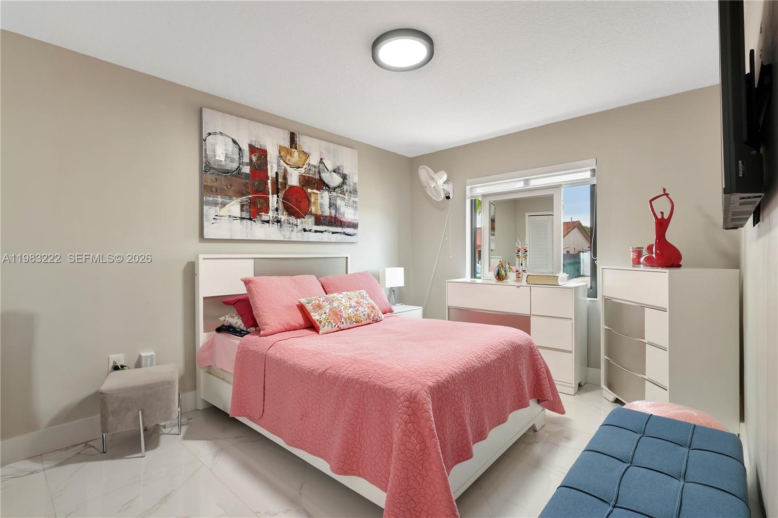 MAJESTIC HOMES - Residential