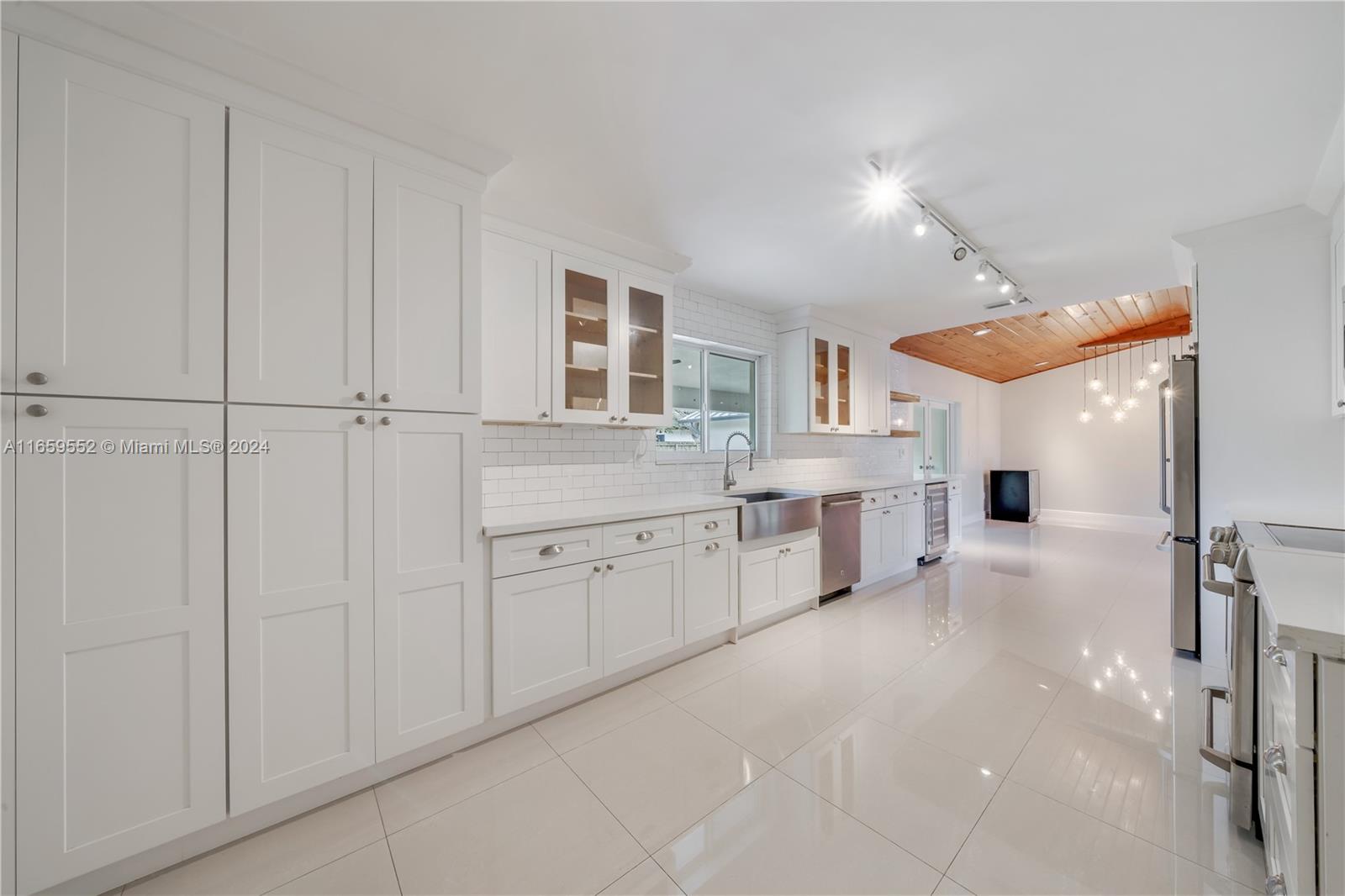 EDMOR ESTATES - Residential