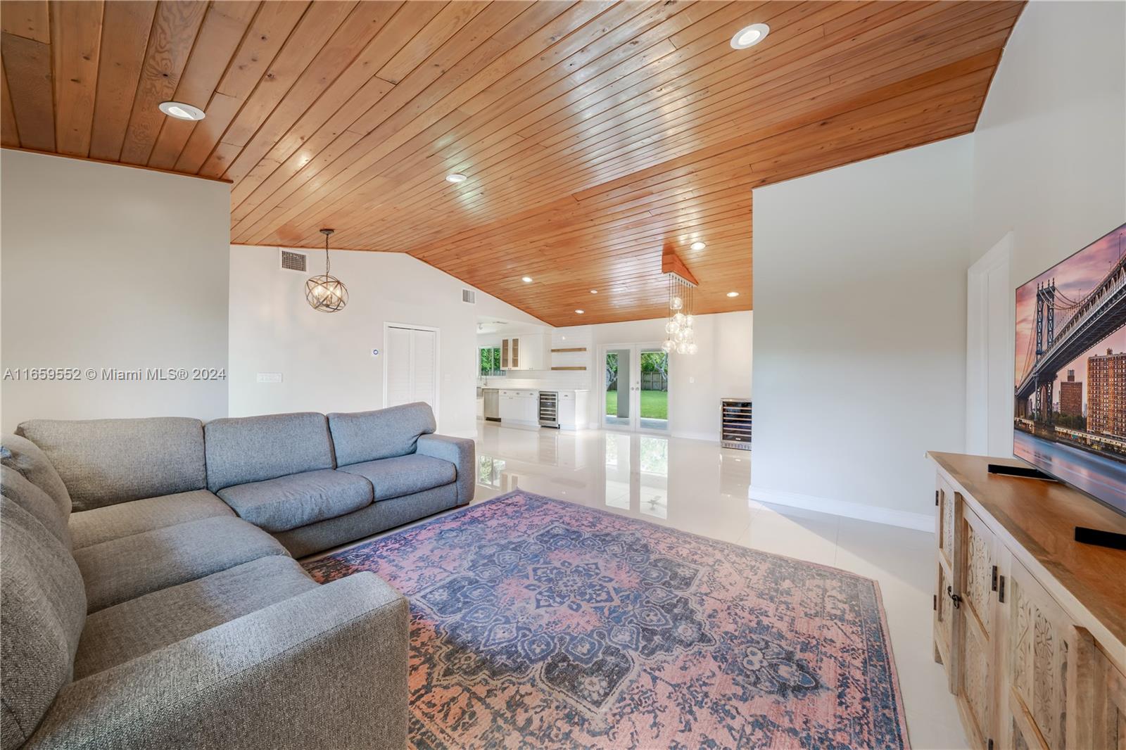 EDMOR ESTATES - Residential