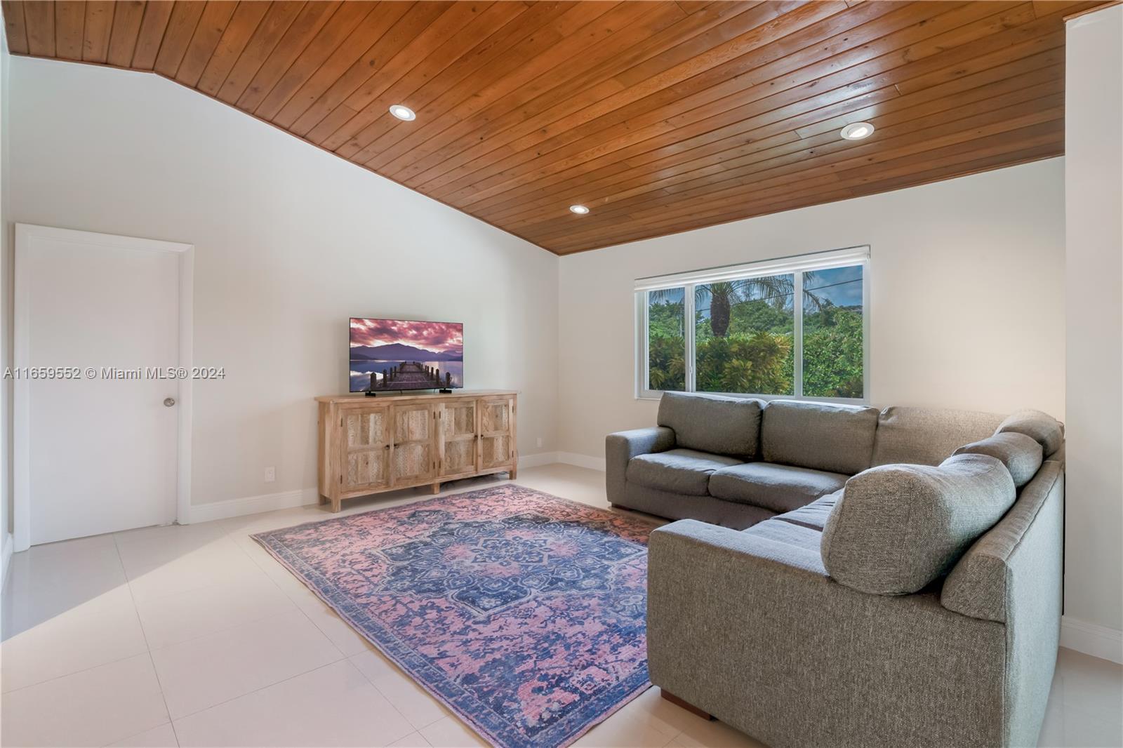 EDMOR ESTATES - Residential