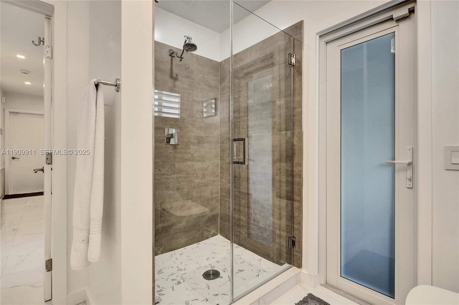 GREYNOLDS PARK WEST - Residential