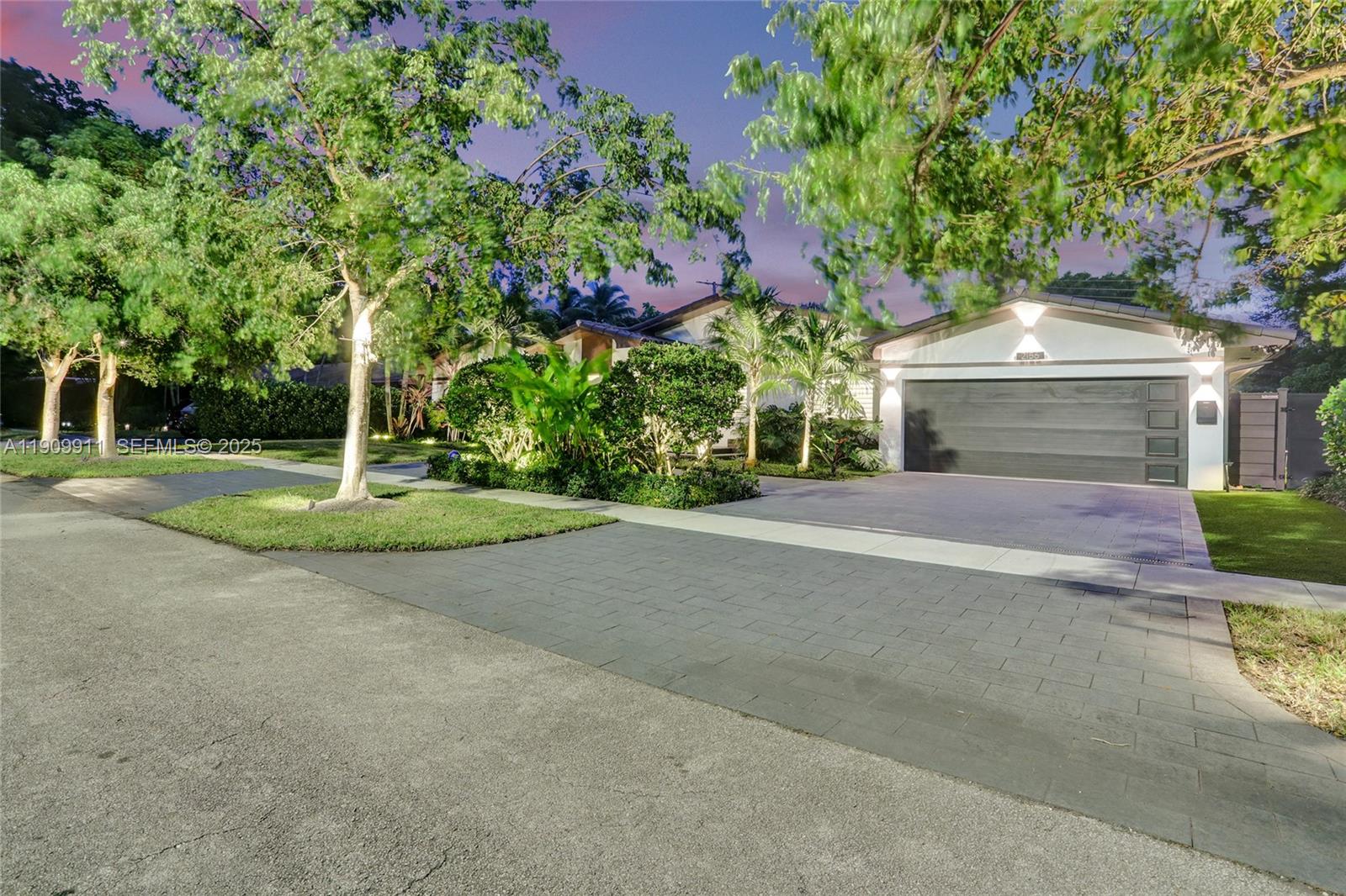 GREYNOLDS PARK WEST - Residential