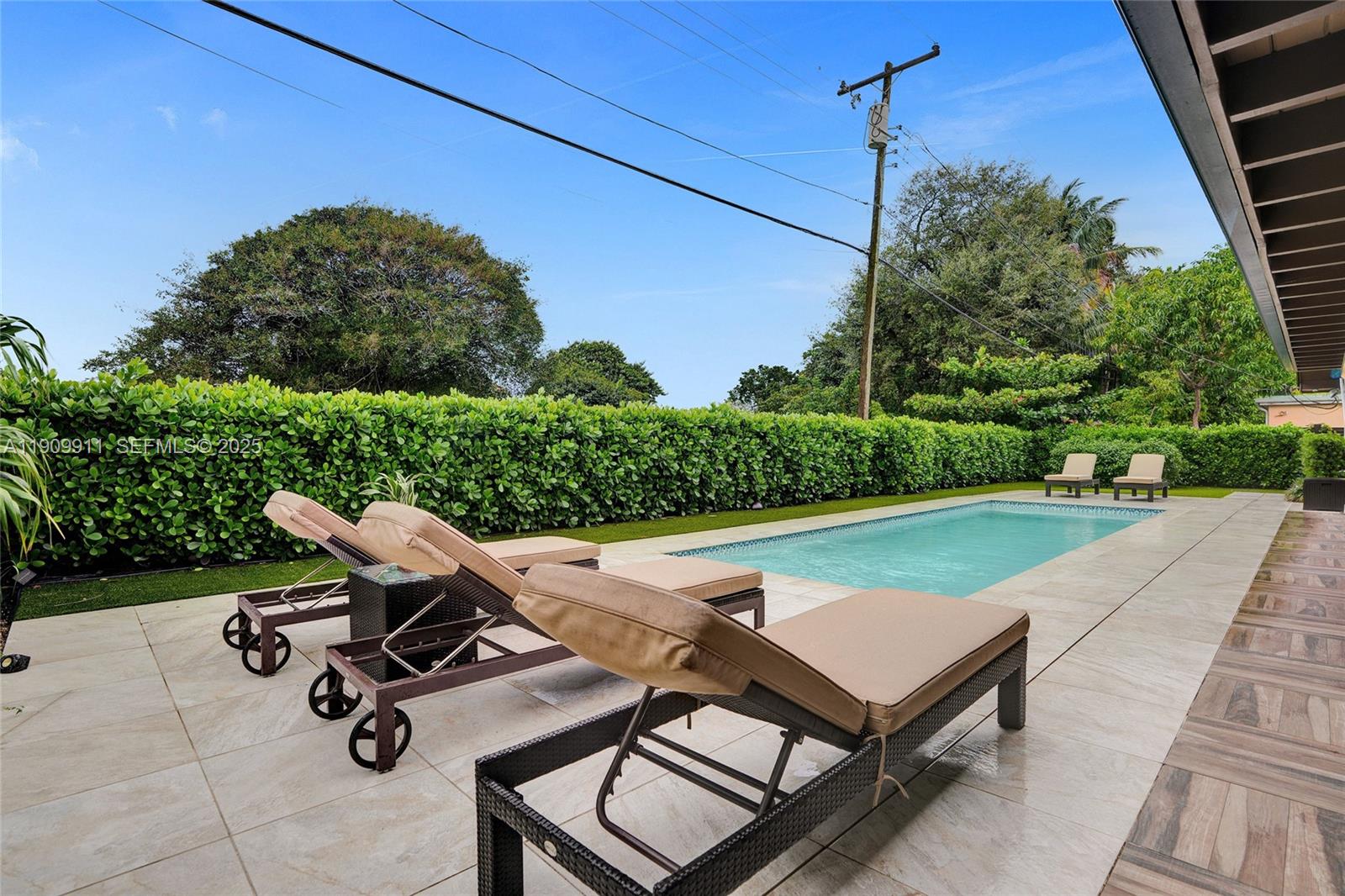 GREYNOLDS PARK WEST - Residential