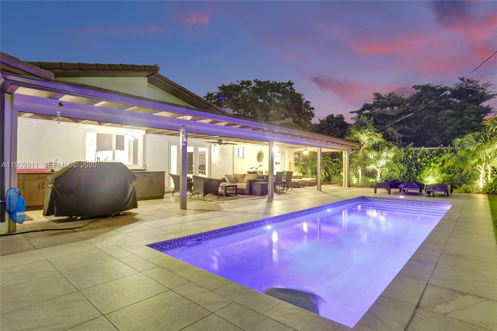 GREYNOLDS PARK WEST - Residential