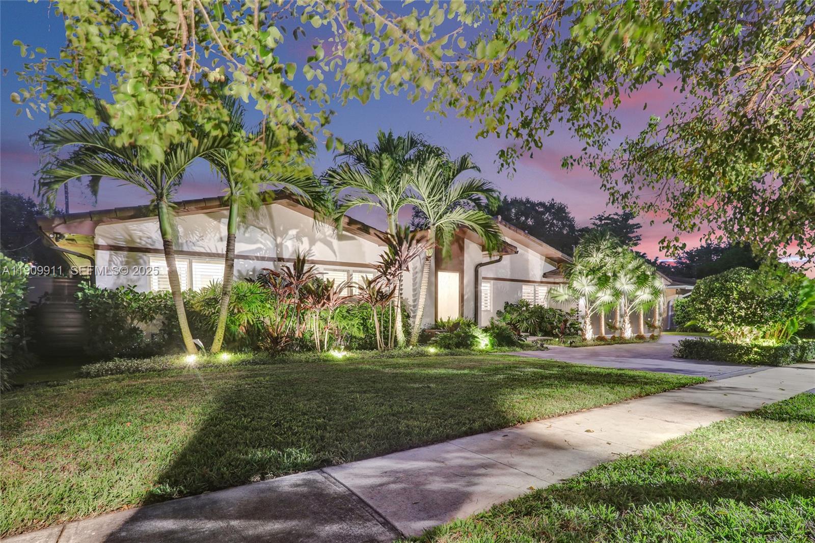 GREYNOLDS PARK WEST - Residential