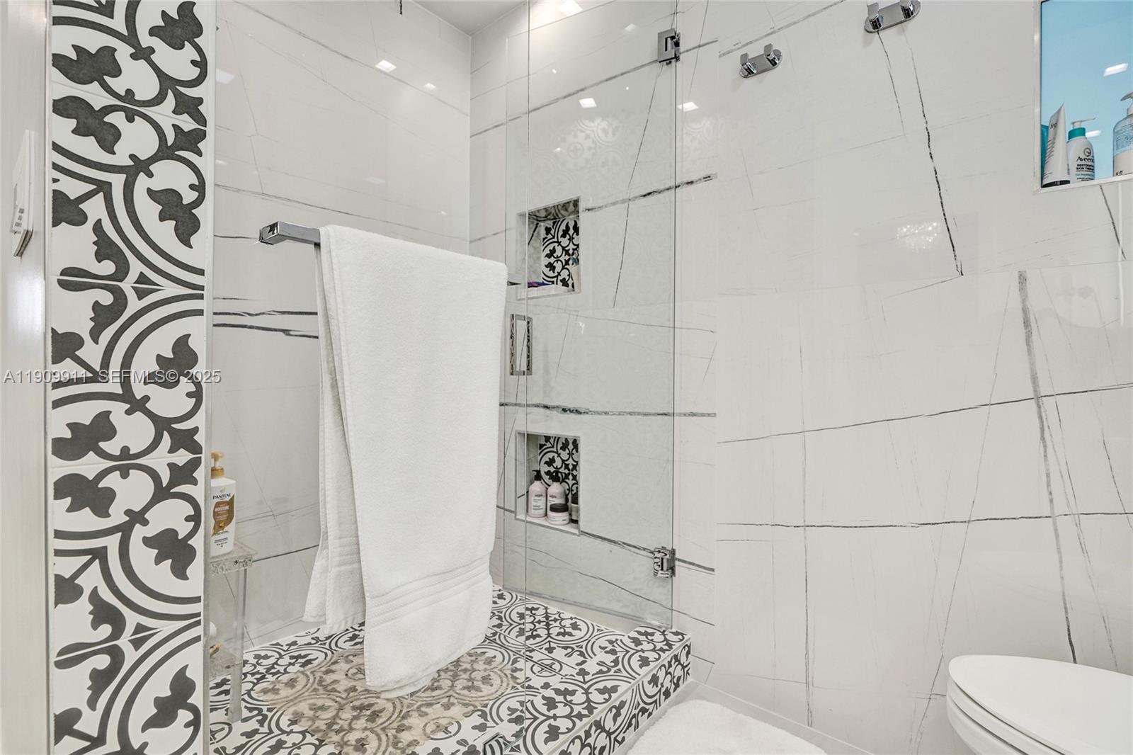 GREYNOLDS PARK WEST - Residential