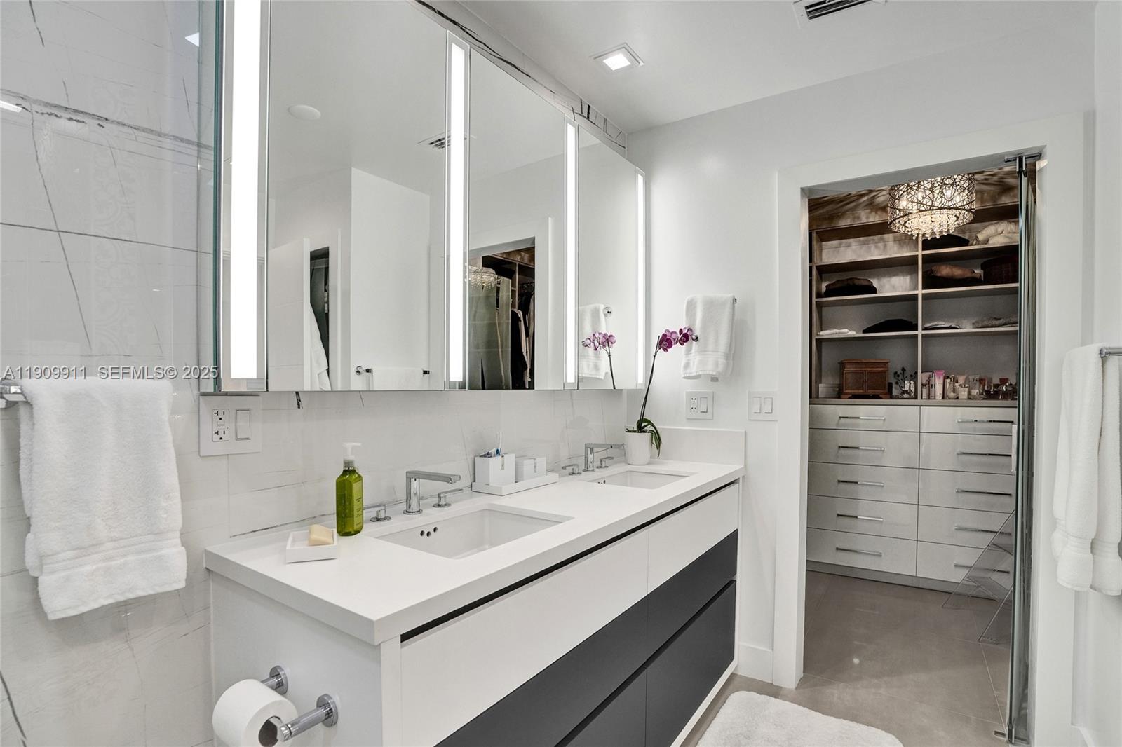 GREYNOLDS PARK WEST - Residential