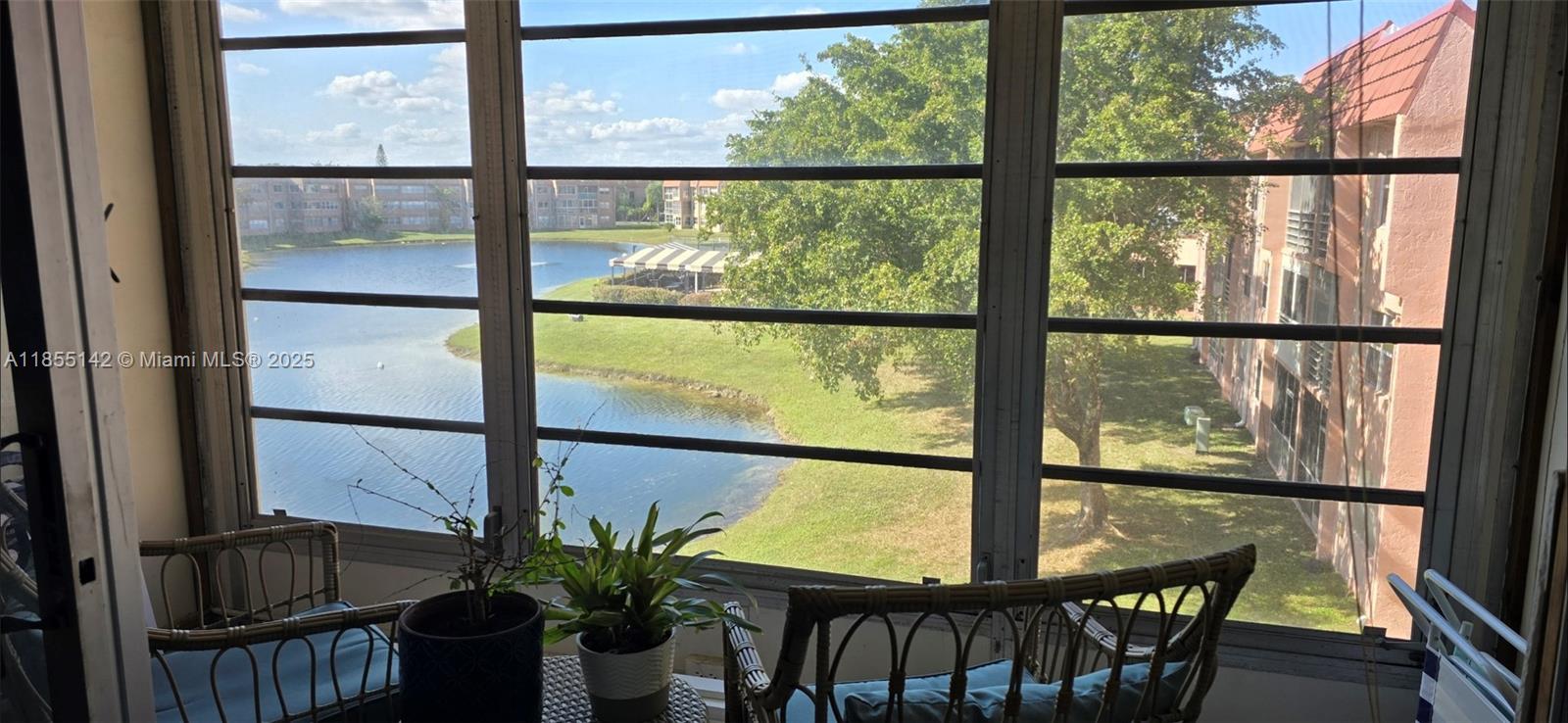 SUNRISE LAKES 133 CONDO - Residential