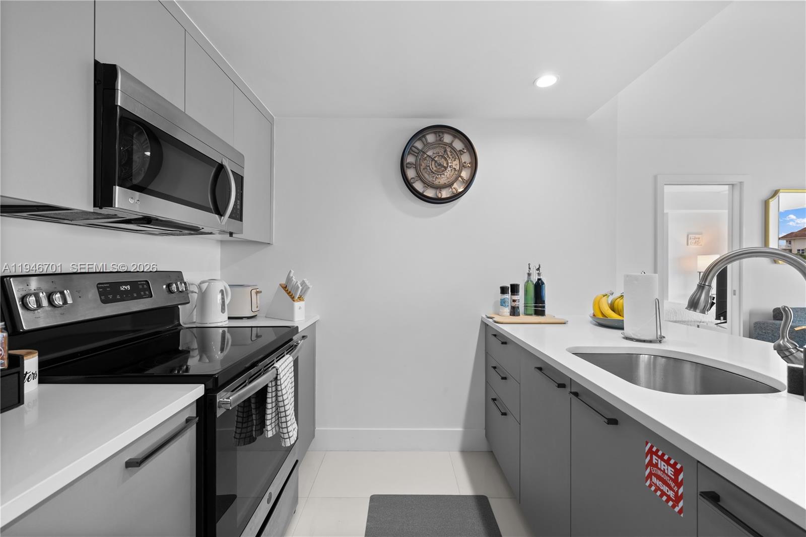 ONE BAY HARBOR CONDO - Residential