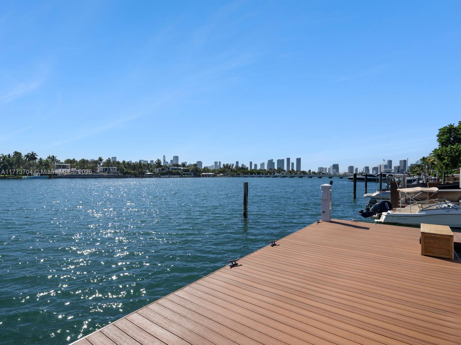 HIBISCUS ISLAND - Residential