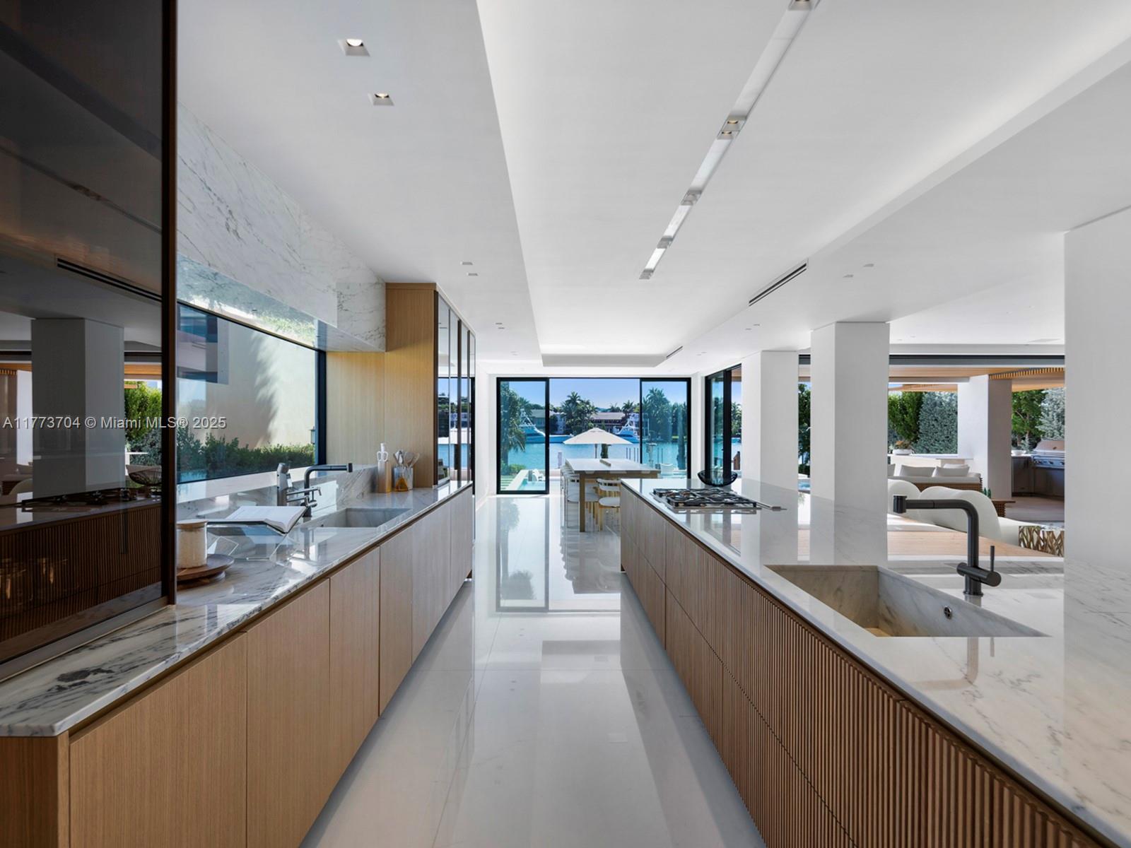 HIBISCUS ISLAND - Residential