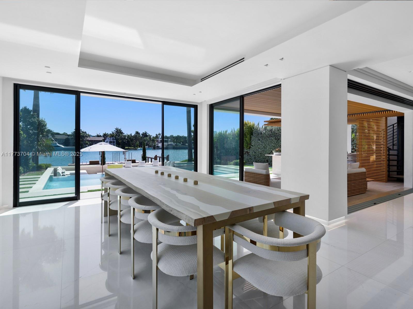 HIBISCUS ISLAND - Residential