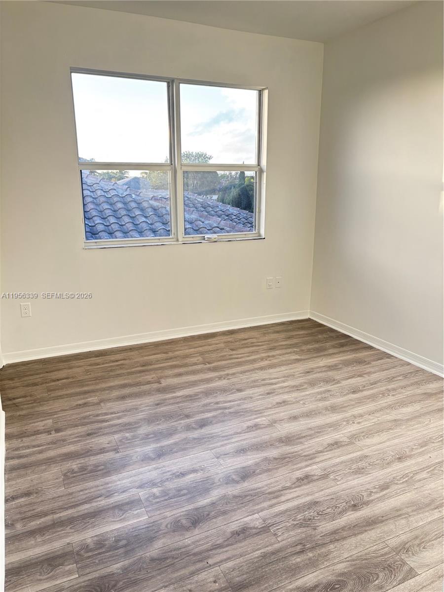 VENETIAN PARC - Residential