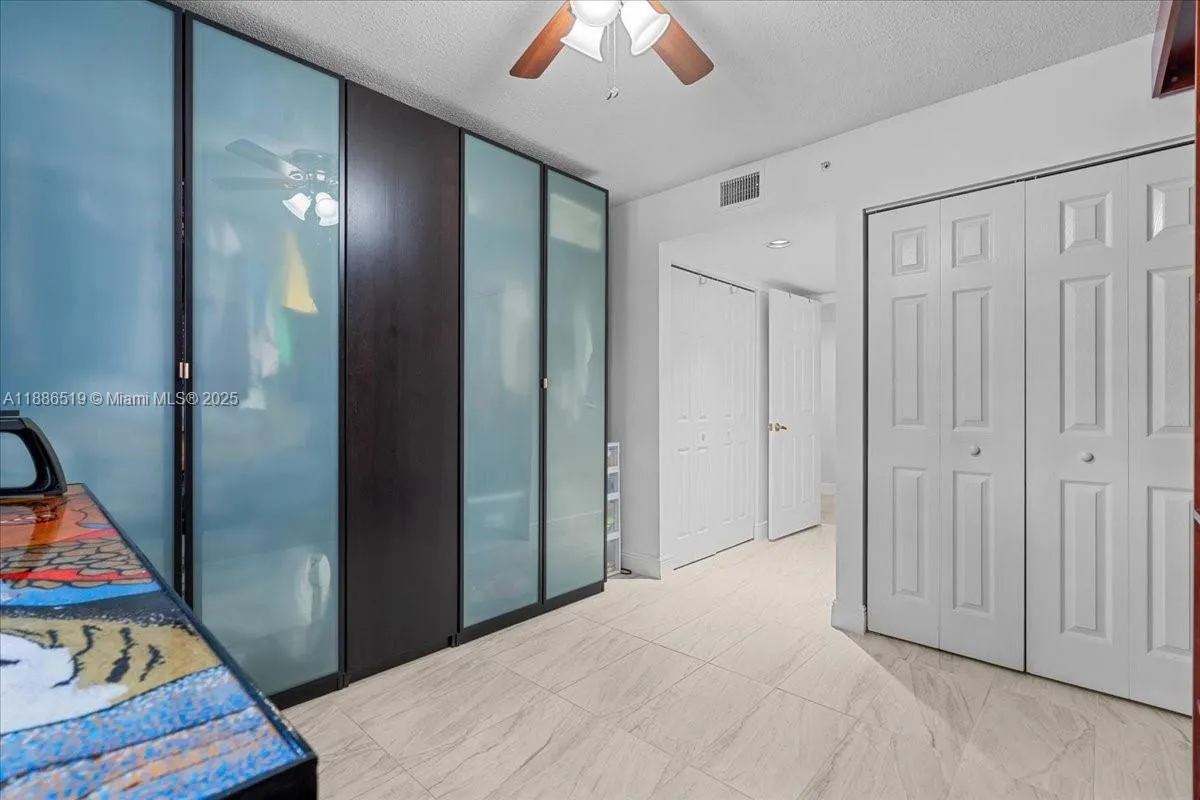 Fort Lauderdale, Florida 33316, United States, 2 Bedrooms Bedrooms, ,2 BathroomsBathrooms,Residential,Active,218583