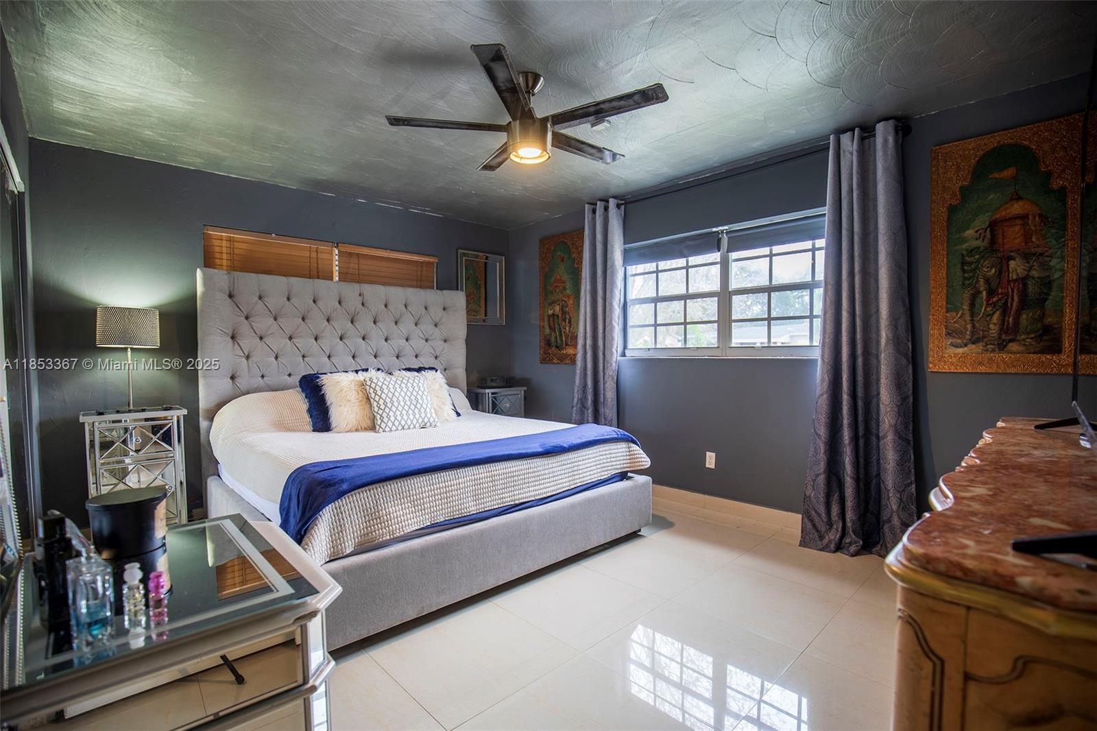 HOLLYWOOD HEIGHTS ESTATES - Residential