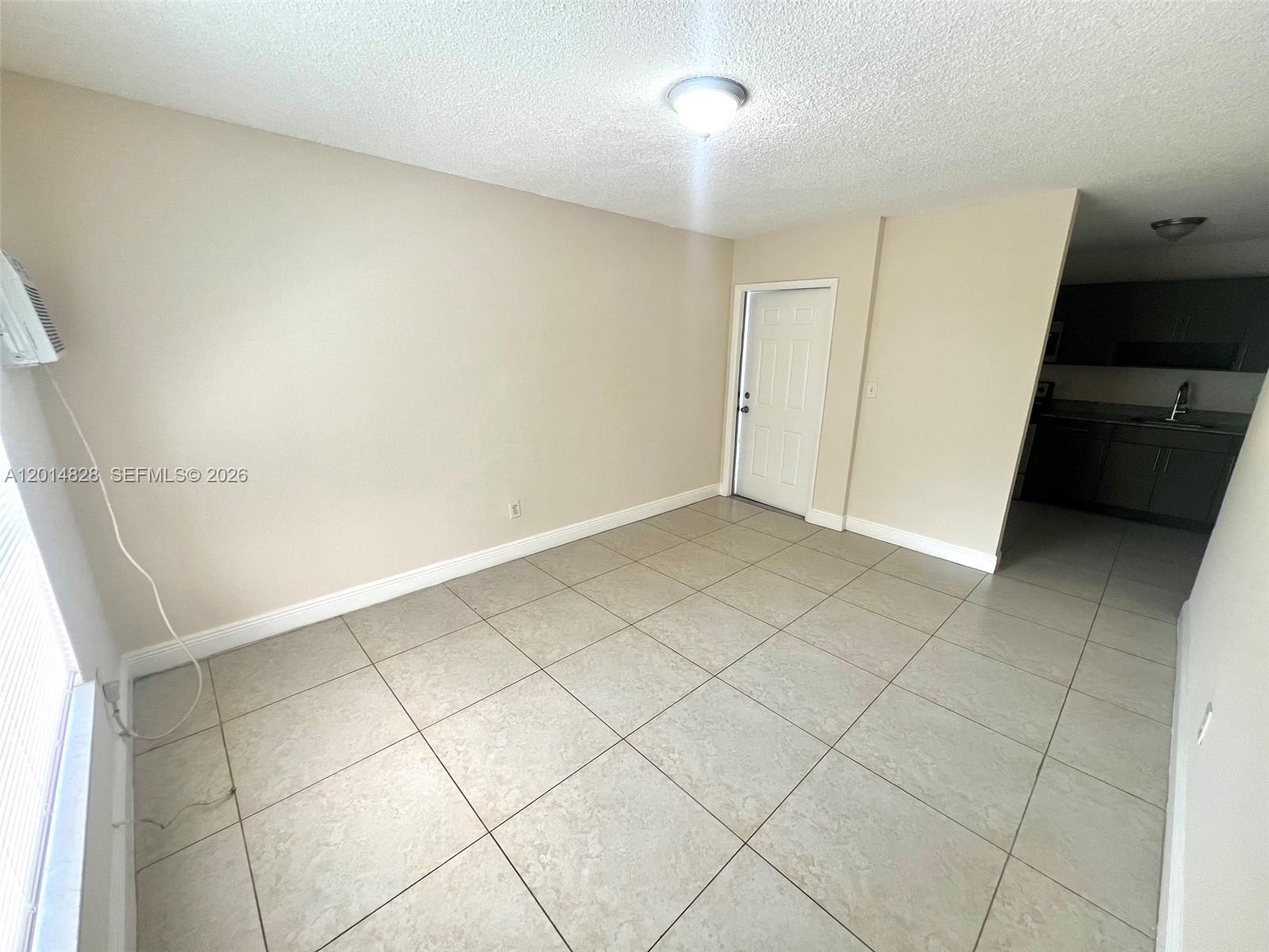 BISCAYNE HEIGHTS - Residential Lease