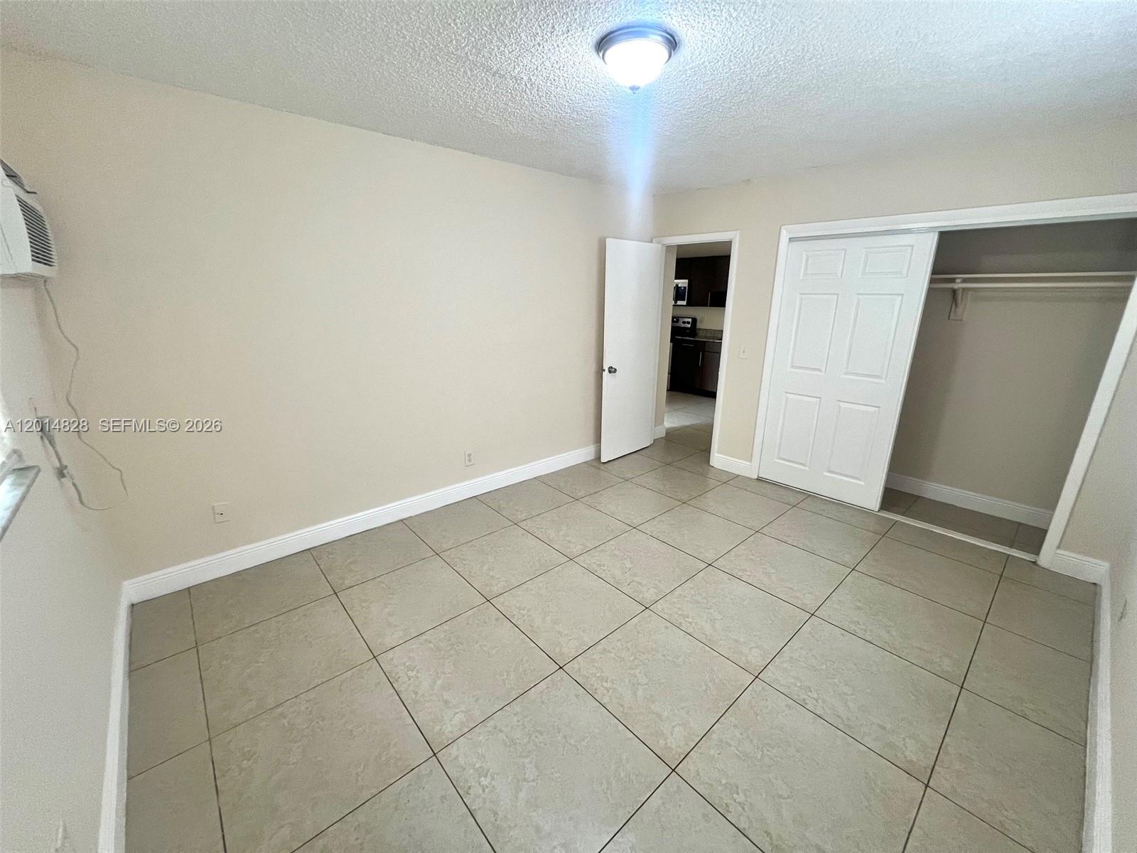 BISCAYNE HEIGHTS - Residential Lease