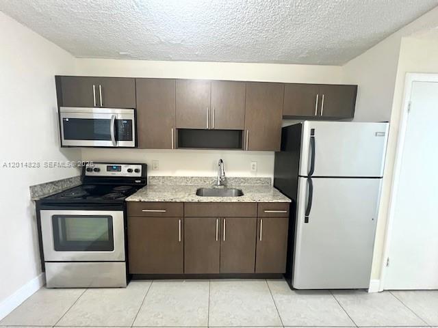 BISCAYNE HEIGHTS - Residential Lease