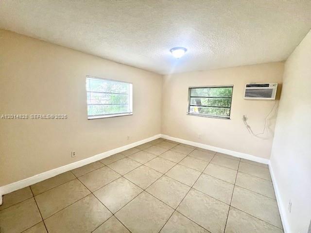 BISCAYNE HEIGHTS - Residential Lease