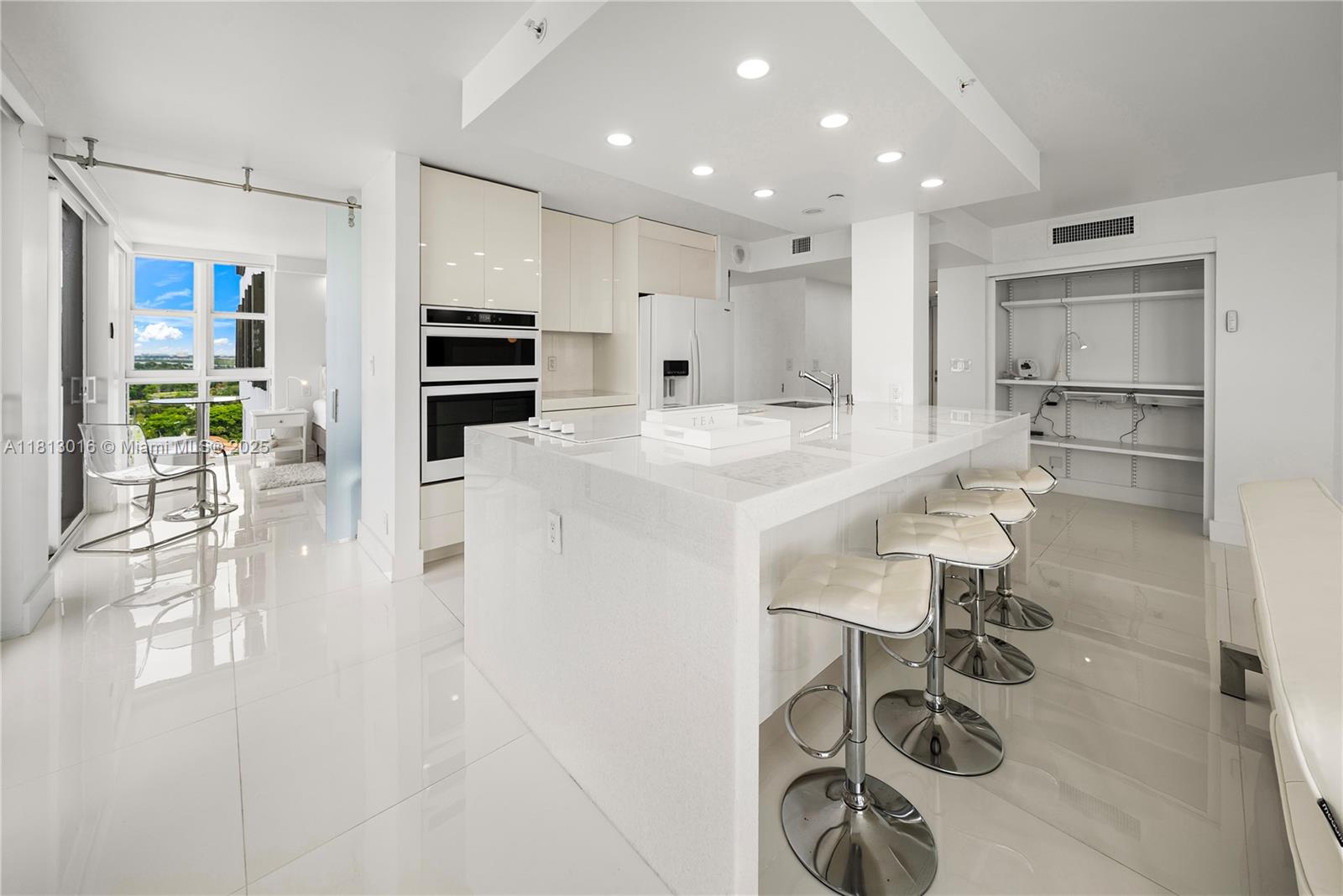 CLUB ATLANTIS CONDO - Residential Lease