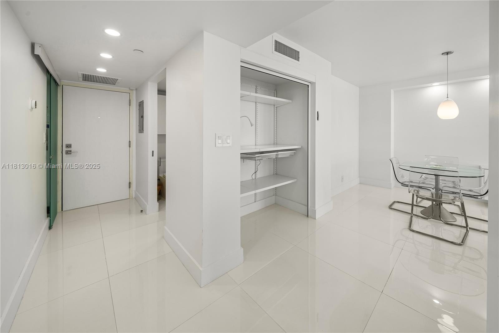 CLUB ATLANTIS CONDO - Residential Lease