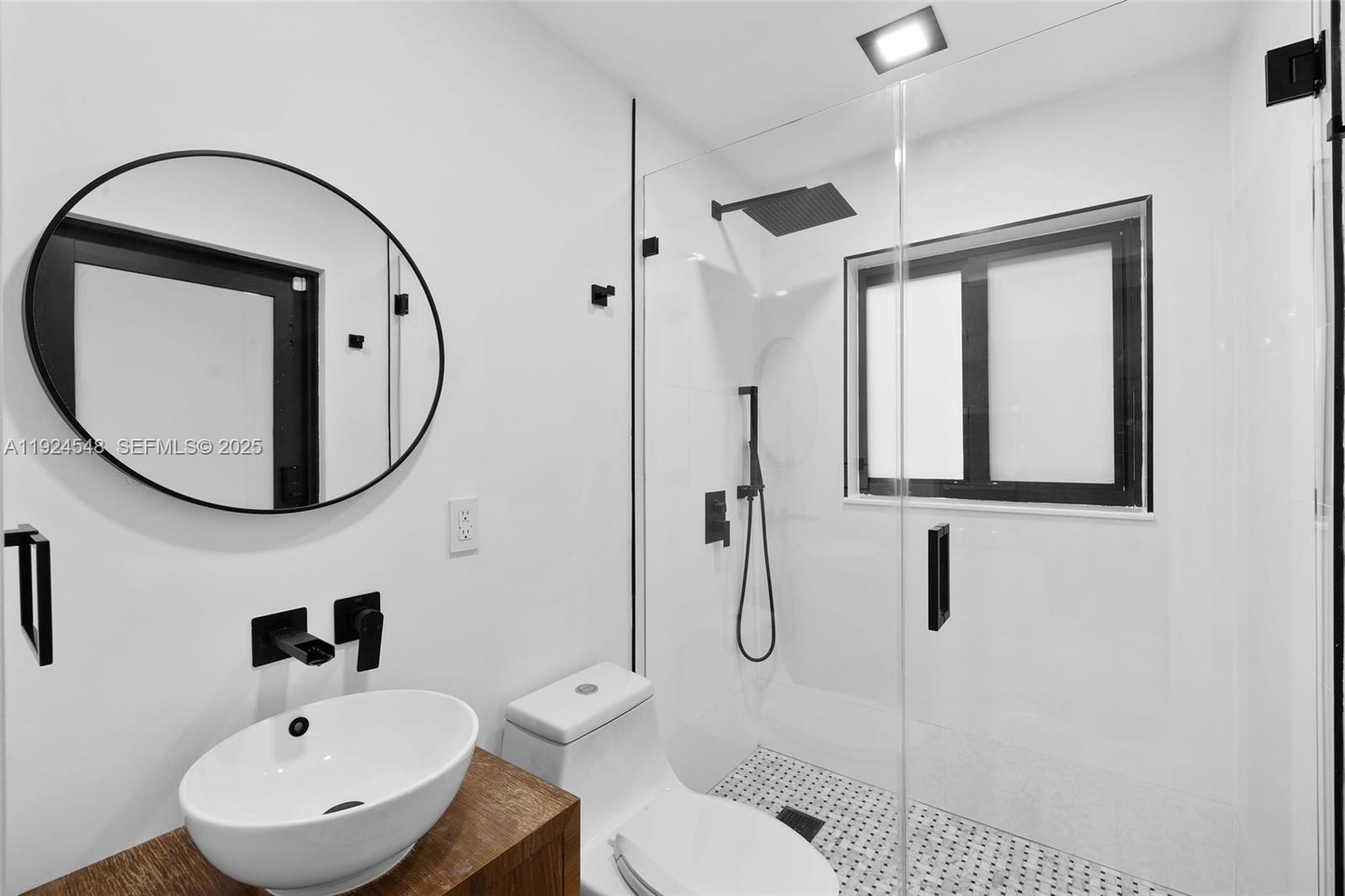 C GAB COUNTRY CLUB SEC 6 - Residential Lease