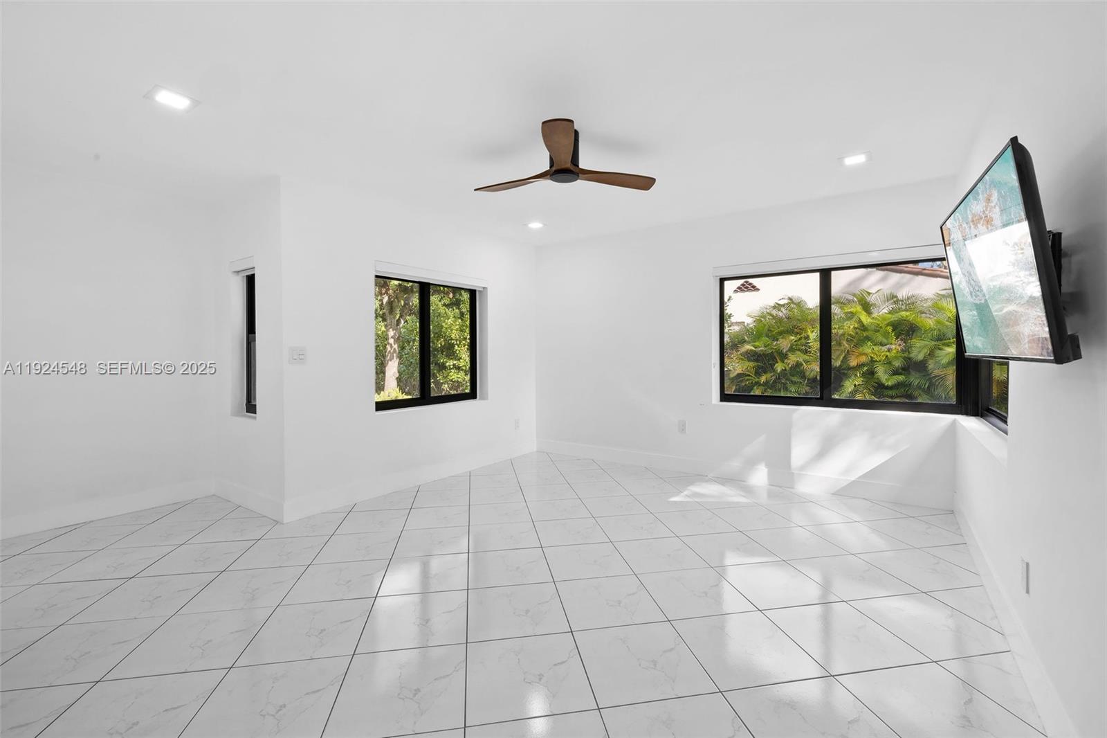 C GAB COUNTRY CLUB SEC 6 - Residential Lease