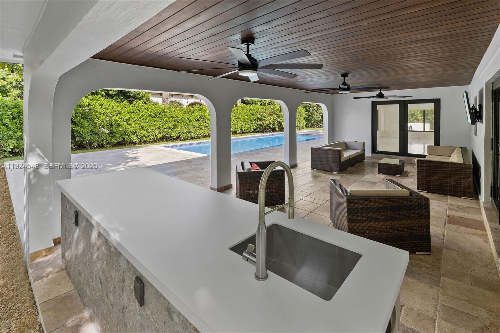 C GAB COUNTRY CLUB SEC 6 - Residential Lease