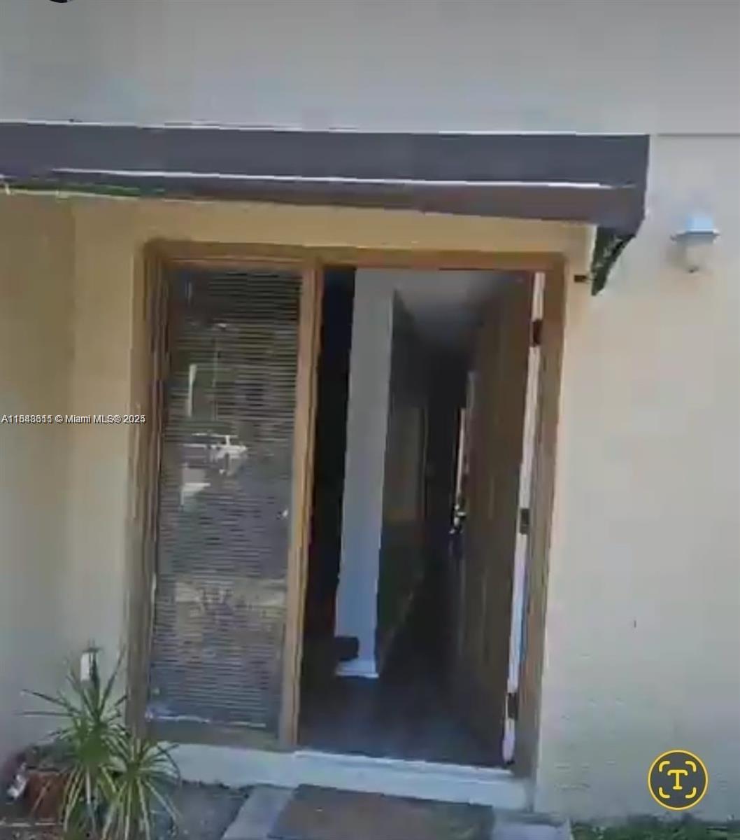 97 Deer Creek Rd 106