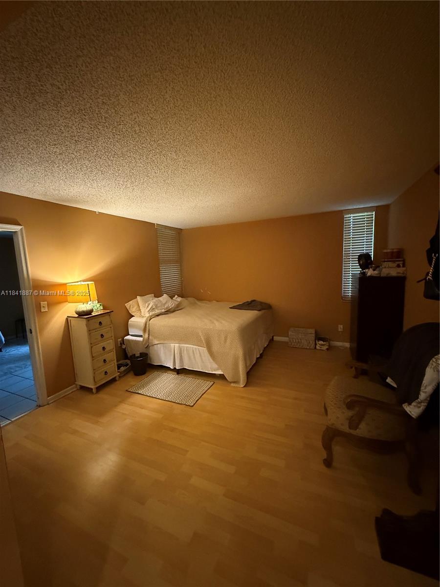 ROYAL PALM AT PLANTATION - Residential