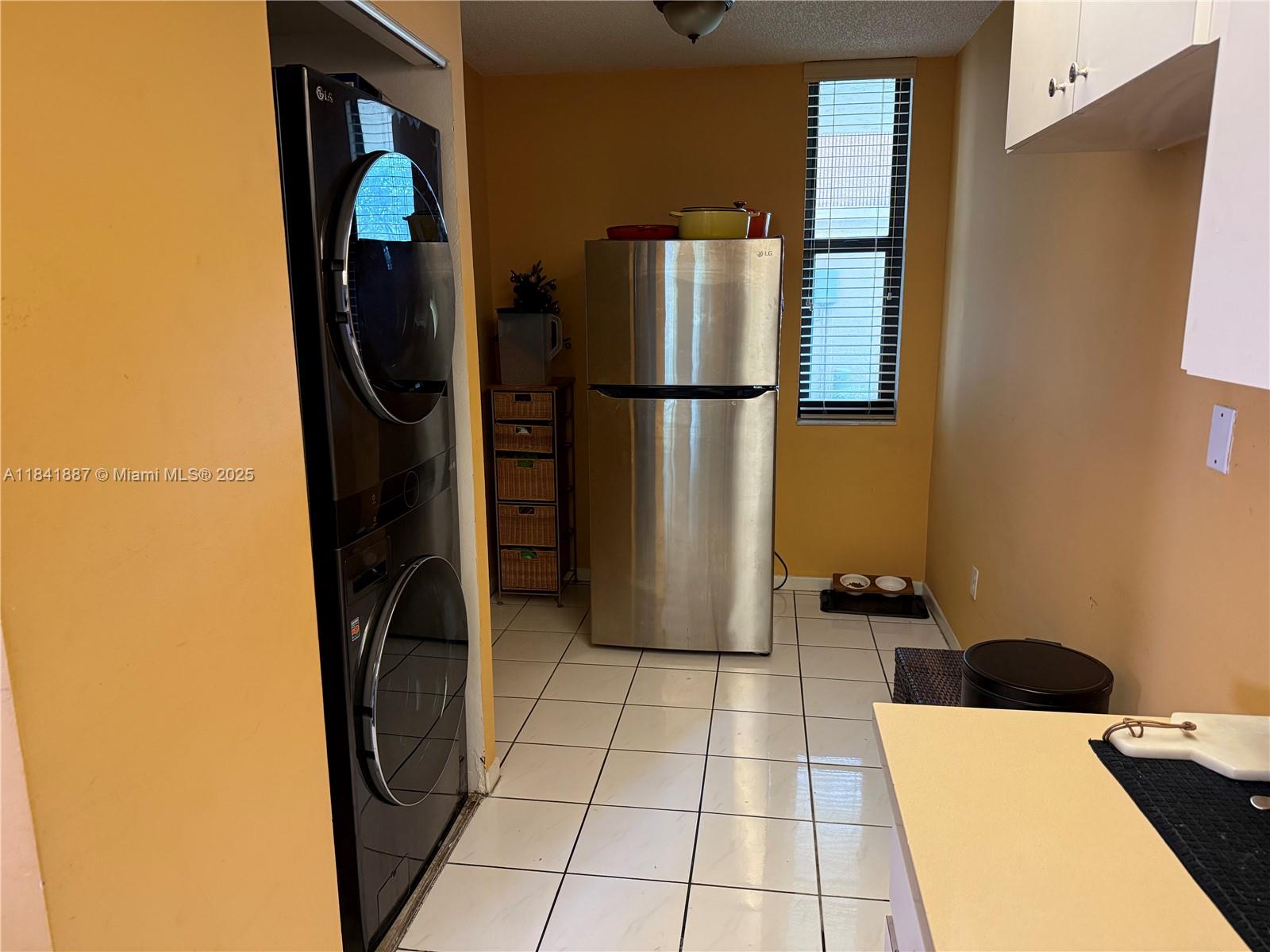 ROYAL PALM AT PLANTATION - Residential