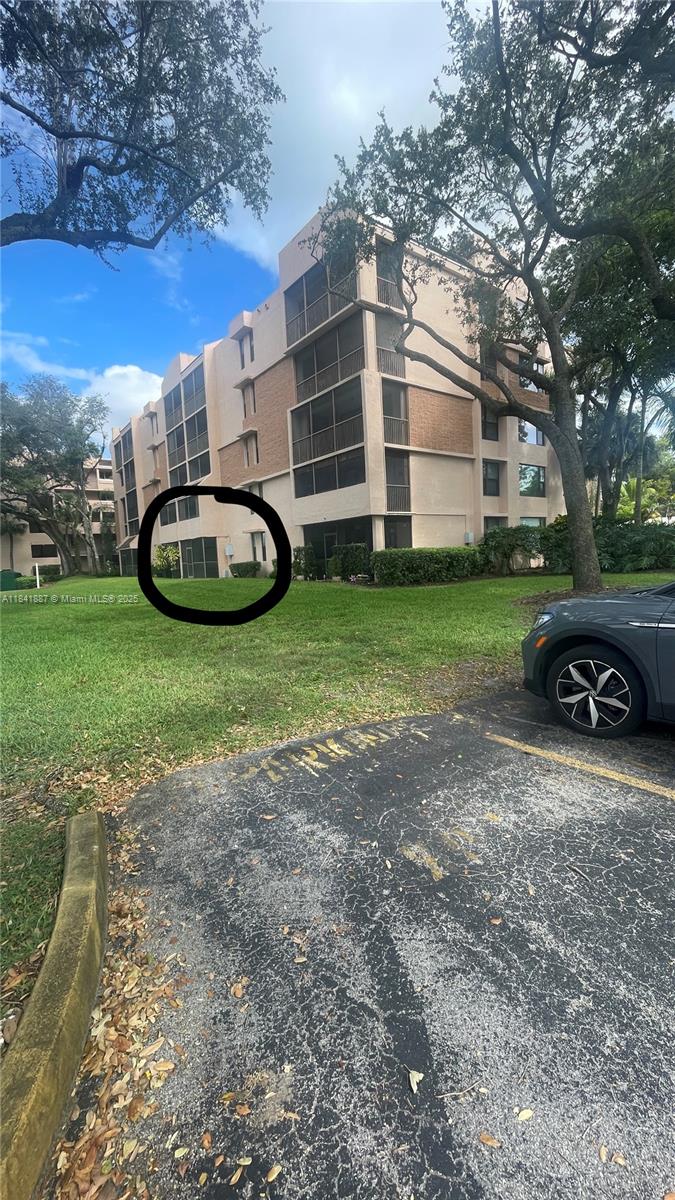 ROYAL PALM AT PLANTATION - Residential