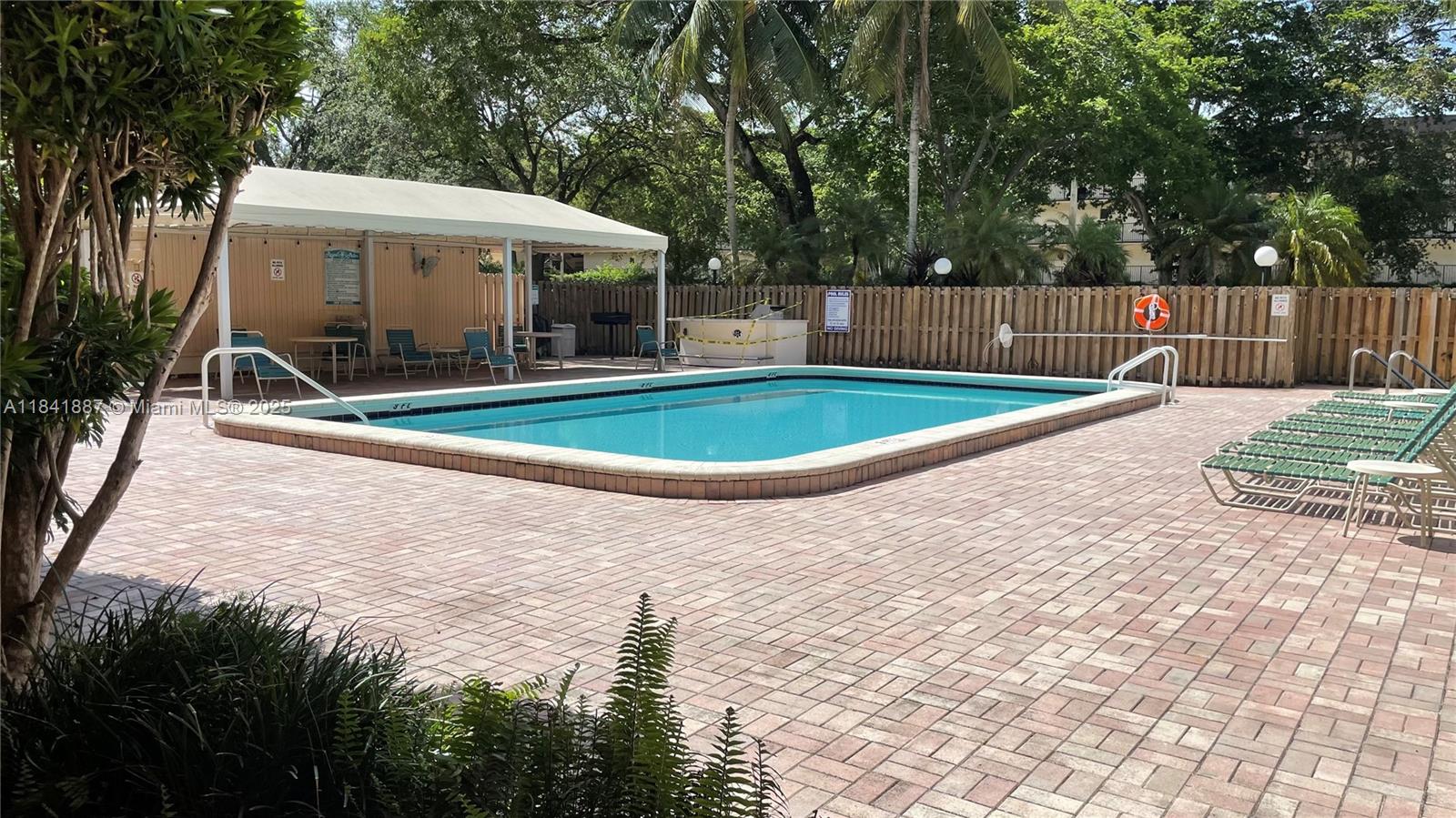 ROYAL PALM AT PLANTATION - Residential