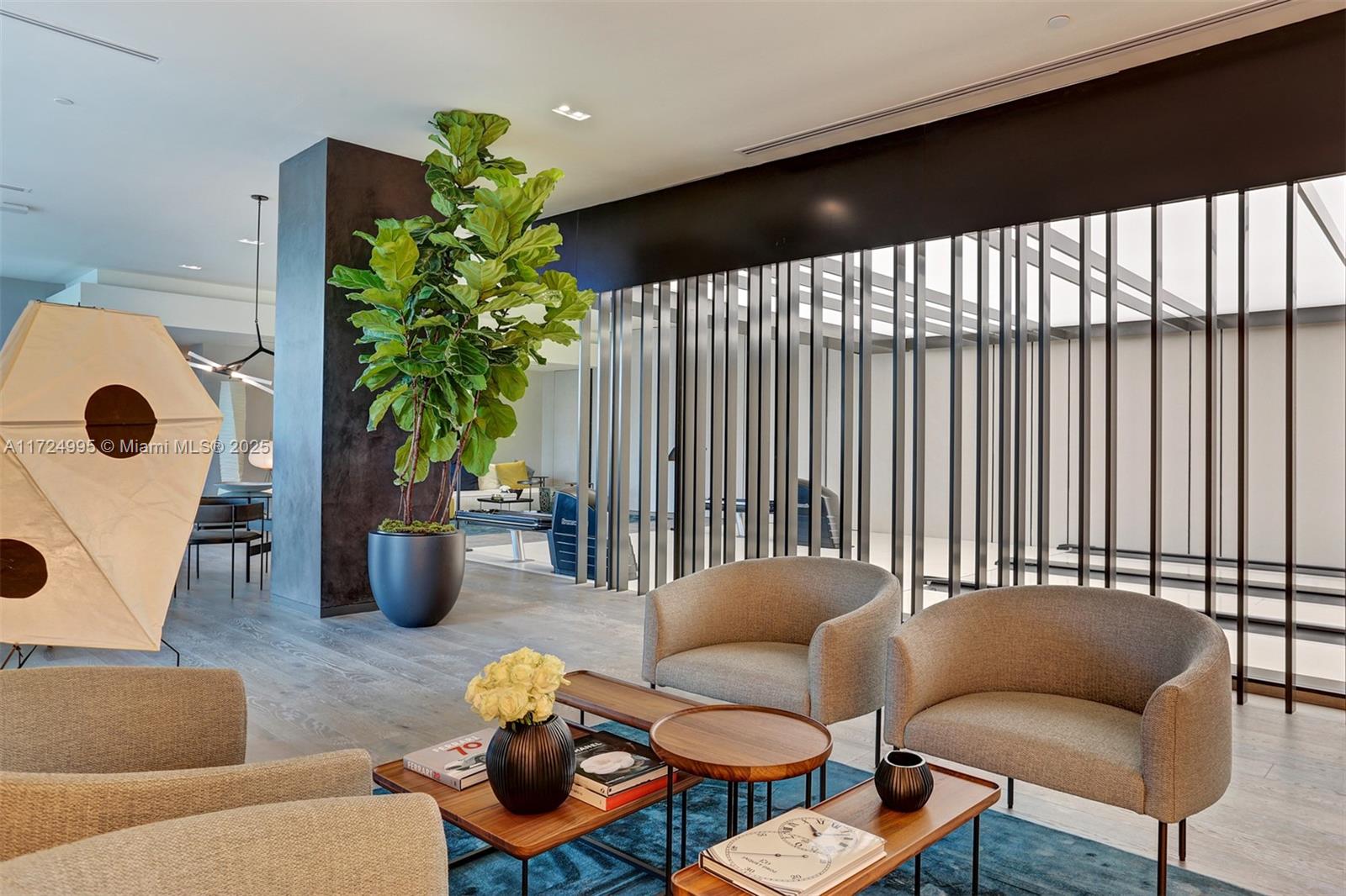 PARAISO BAY CONDO - Residential