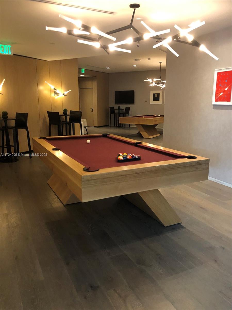 PARAISO BAY CONDO - Residential