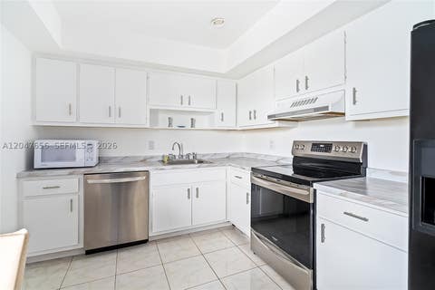 1 beds bed, 1.5 baths bath property at 4500 Gefion Ct 304, Lake Worth, FL 33467