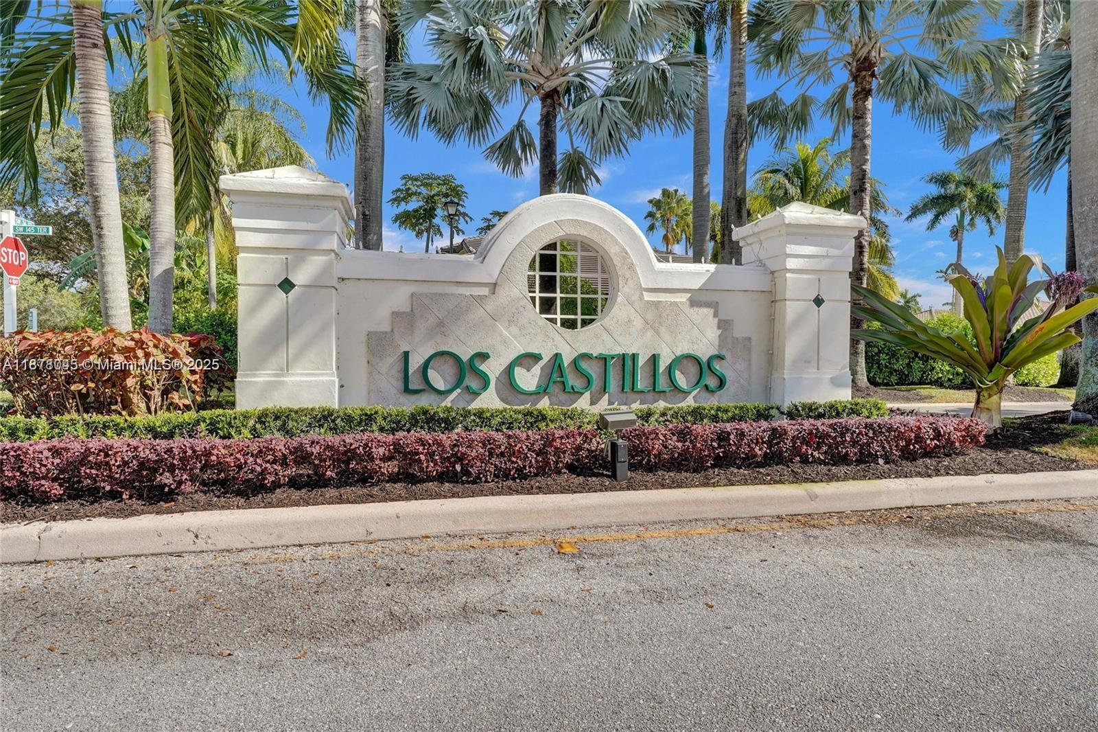 WINDSOR PALMS - Residential