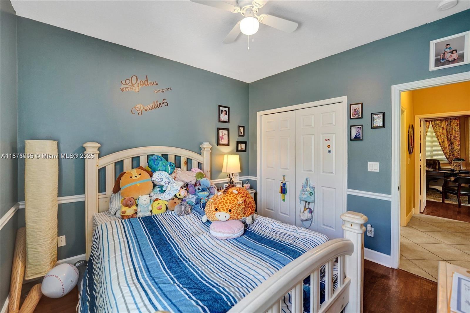 WINDSOR PALMS - Residential