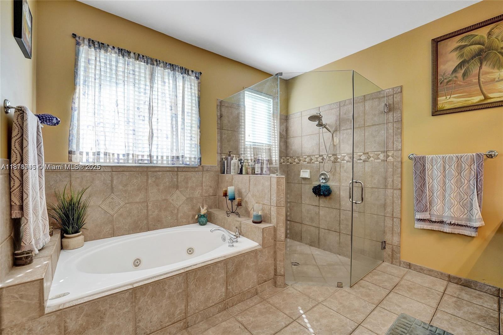 WINDSOR PALMS - Residential