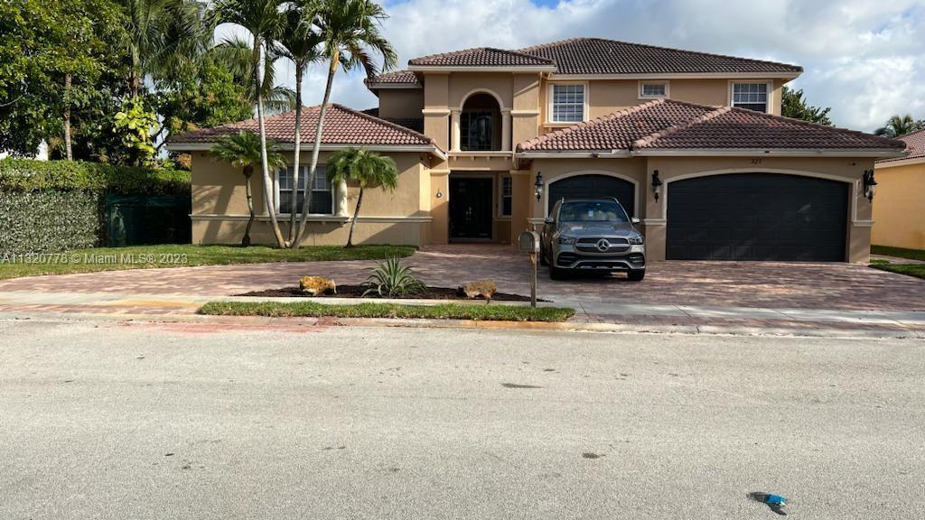 Property for Sale at 321 Sw 159th Dr, Pembroke Pines, Miami-Dade County, Florida - Bedrooms: 5 
Bathrooms: 4  - $1,050,000