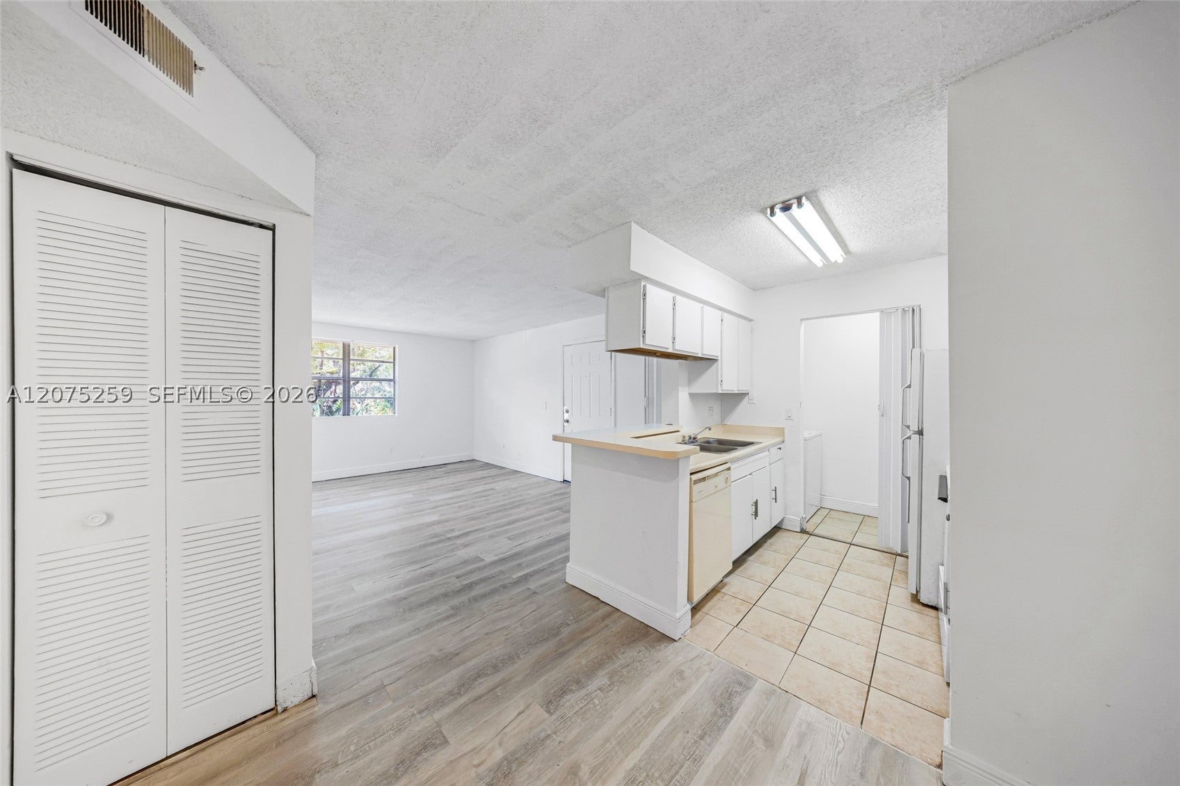 1237 SW 46th Ave 806