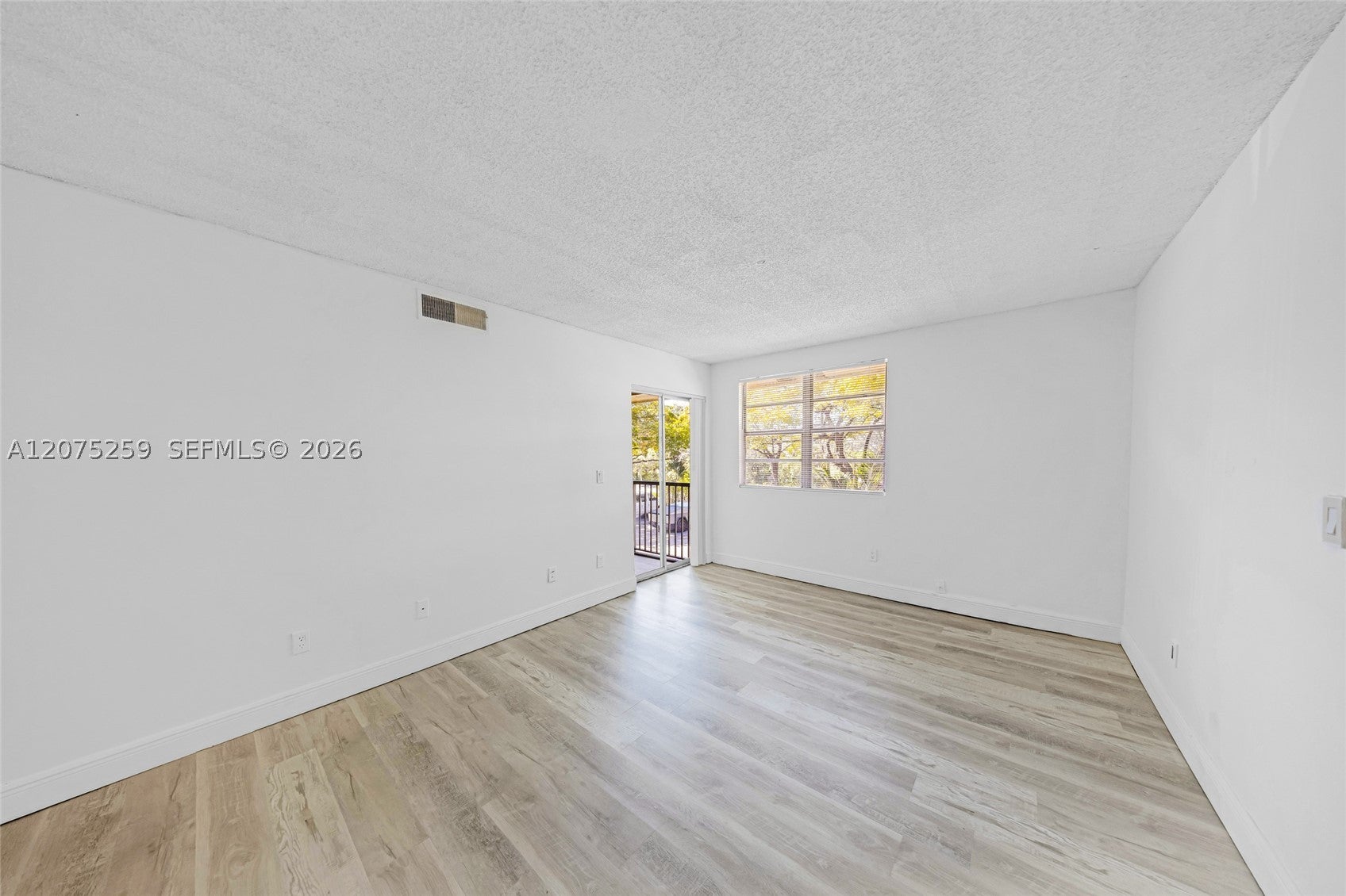 1237 SW 46th Ave 806