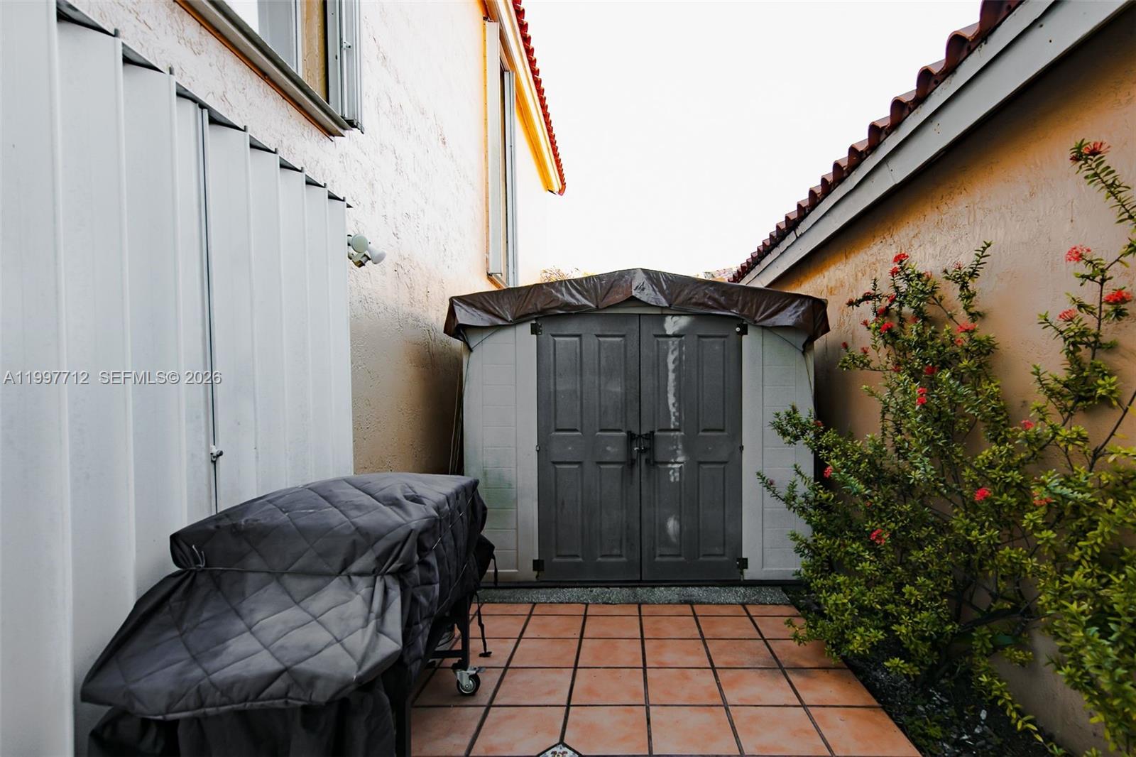 GALLOWAY LAKES SEC 2 - Residential Lease