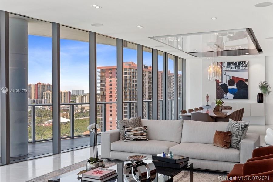 CHATEAU BEACH - Residential