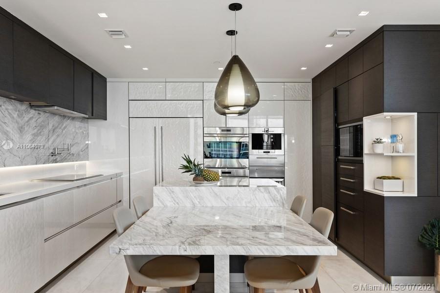 CHATEAU BEACH - Residential