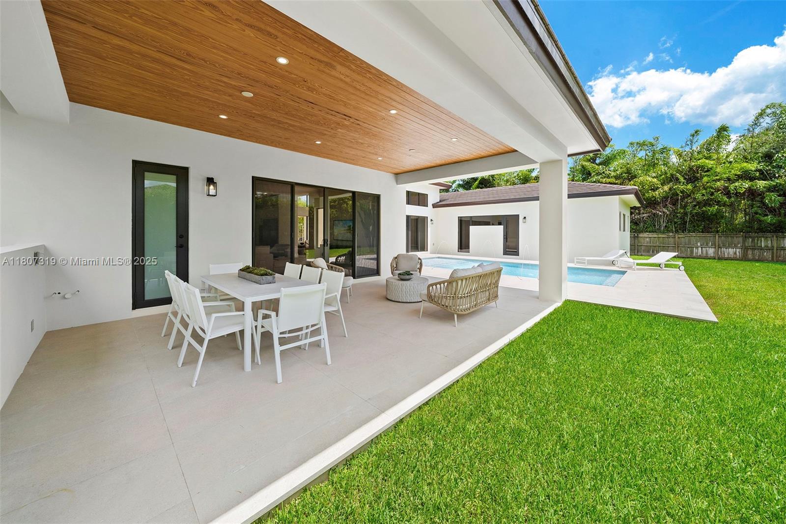 CHANA ROSE ESTATES - Residential