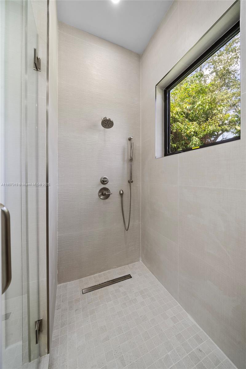 CHANA ROSE ESTATES - Residential