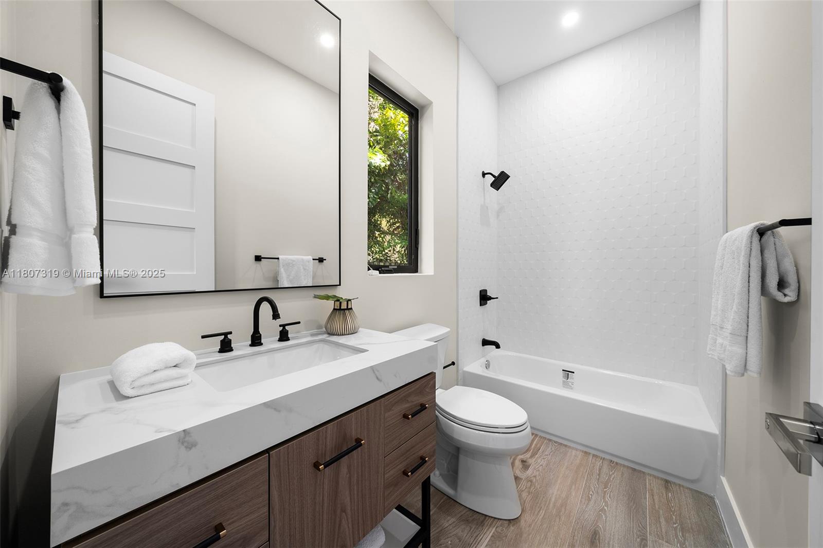 CHANA ROSE ESTATES - Residential