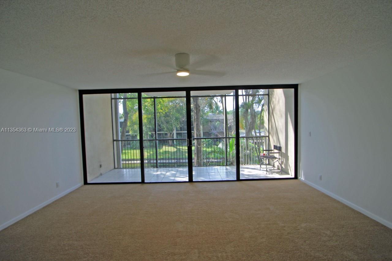 Photo 6 of 14 of 2921 SW 87th Ave 509 condo